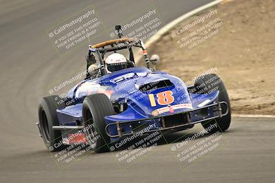 media/Jan-26-2025-CalClub SCCA (Sun) [[cfcea7df88]]/Group 7/Race/